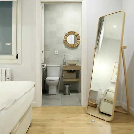 Cozy And Centric By Cisan Apartment *